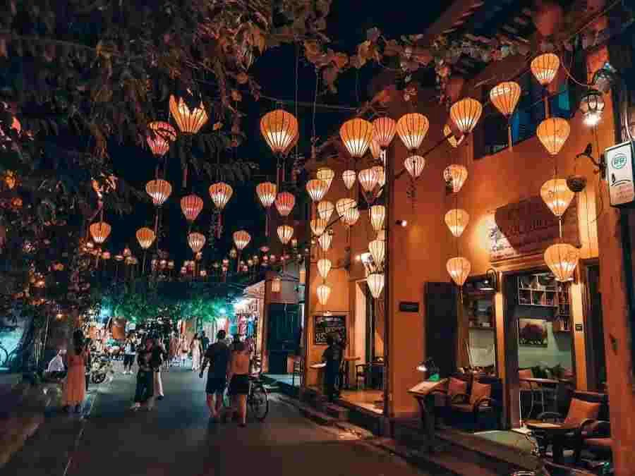 Hanoi Vietnam travel photo - Sunshine Travels